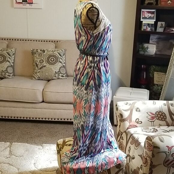 Lily Rose Maxi Dress Size S - Picture 3 of 8